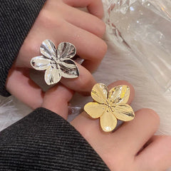 Cai Fen Flower Ring