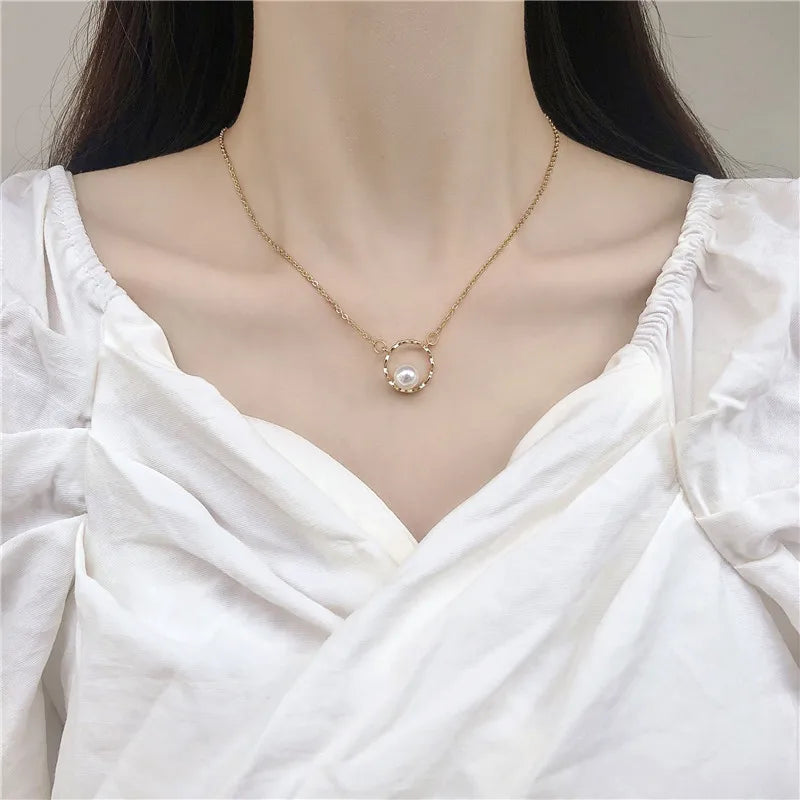 Guo Lan Pearl Choker