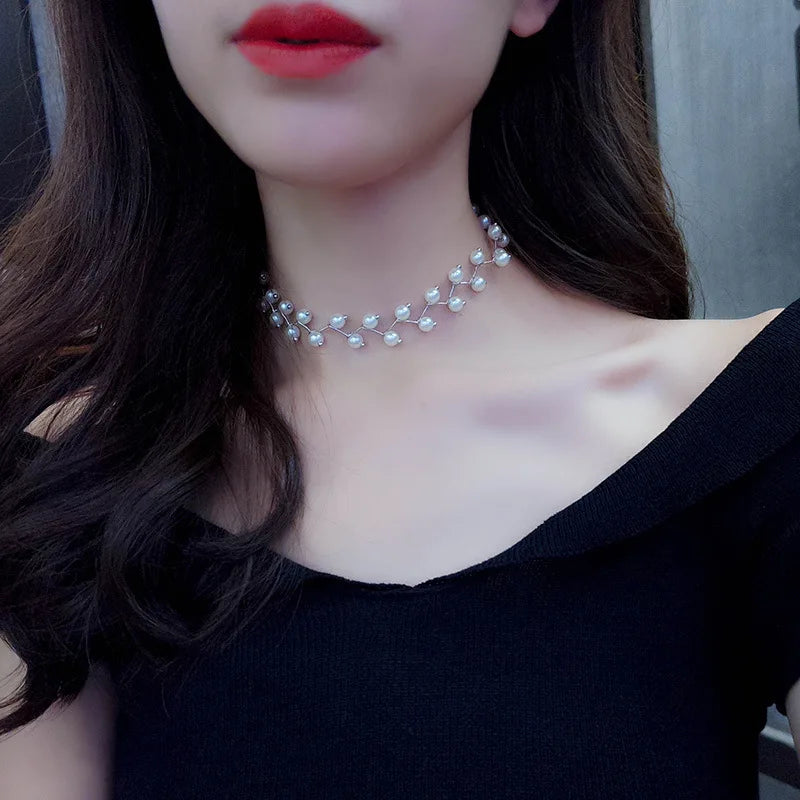 Guo Lan Pearl Choker