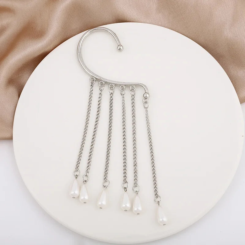 Hye-jin Tassel Clips