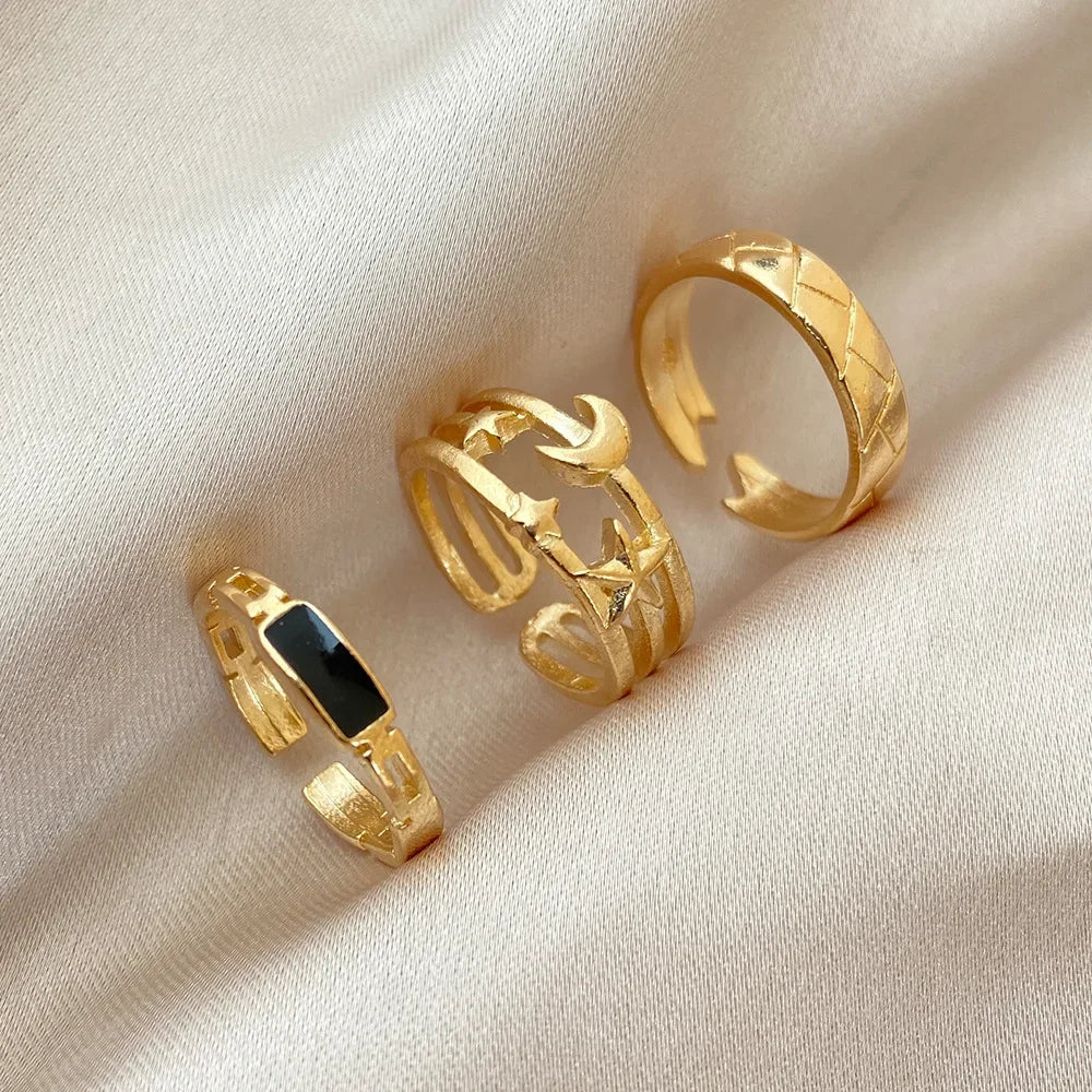 Lei Roman Rings Set