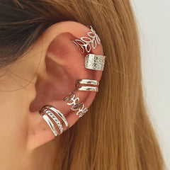 Min-seo Clip Earrings