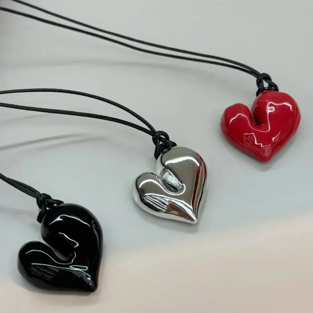 Wu Lin Heart Pendant